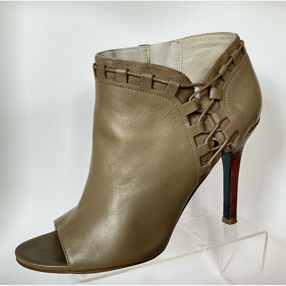 Maria Sharapova COLE HAAN (Size 8.5) Open Toe Taupe Leather Zipper Ankle Boots